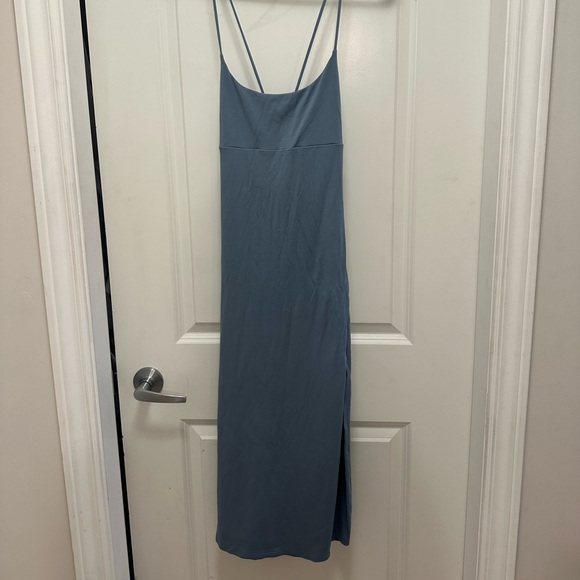 Aritzia Dreamweaver Dress #118105 Slab Blue Size M - Picture 1 of 5